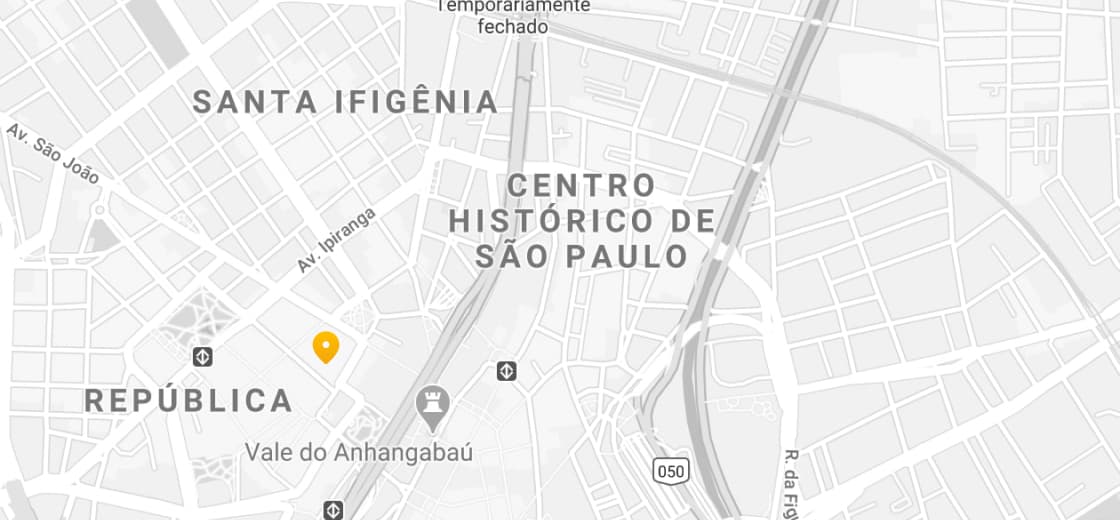 mama marcando o endereço em rua Logo Ali Perto